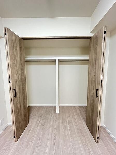洋室収納が充実してます!