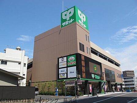 サミットストア藤沢駅北口店まで825m