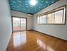 子供部屋：お子様のお部屋としても、仕事部屋としてもお使いいただけるお部屋です。