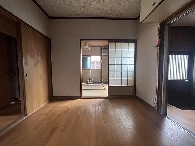 洋室