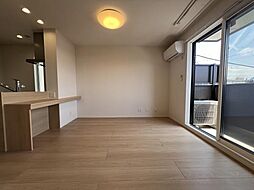 居間