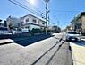 その他：前面道路との高低差なしスムーズに駐車できます！