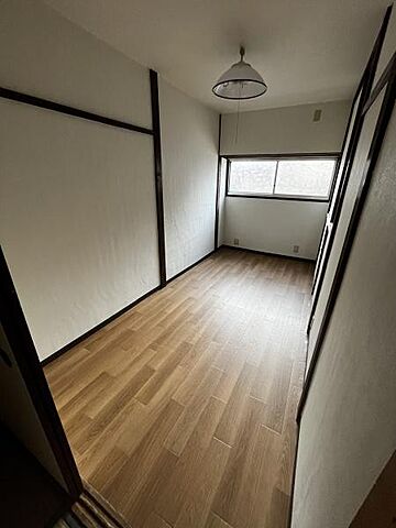 室内 大阪市港区市岡4丁目