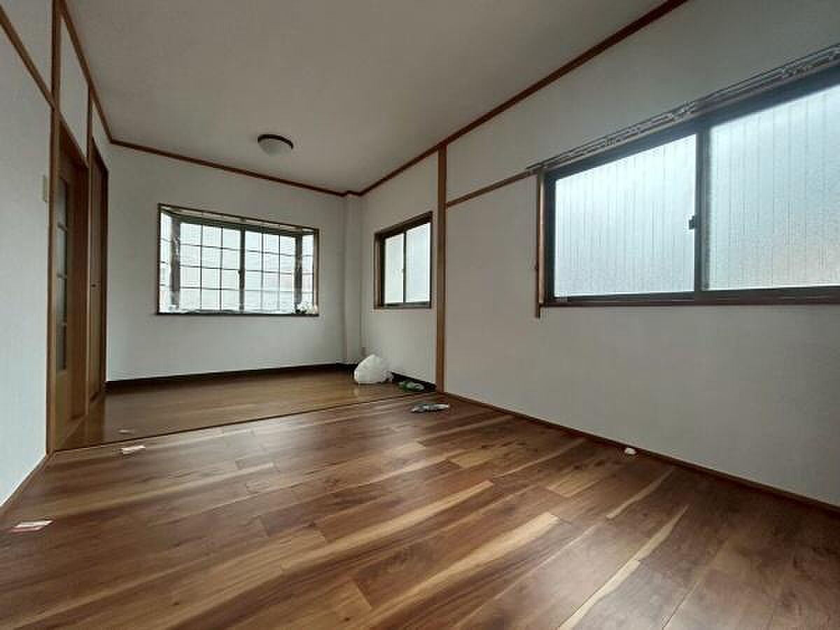 Used detached house · 2DK in Osaka &mdash; photo 2