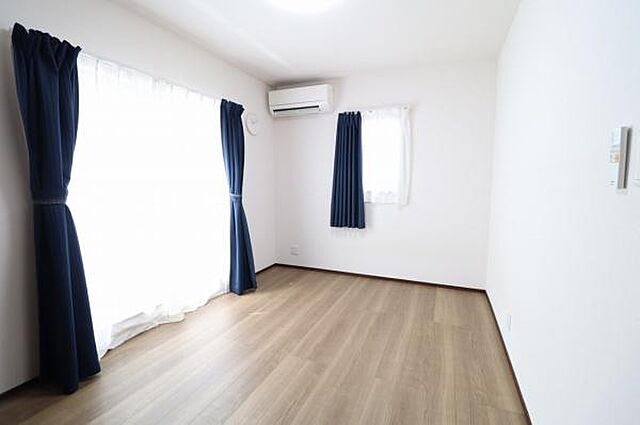 寝室 宮崎市大塚町窪田