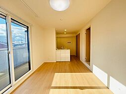 エレガンス　ビュー 2階1LDKのリビング/ダイニング