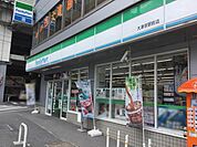 ファミリーマート大津京駅前店まで625m