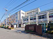 横浜市立岡村中学校まで832m