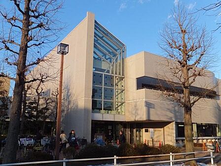 東大和市立中央図書館まで950m、 徒歩12分■市役所、公民館が隣接