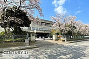 君津市立周西小学校まで720m