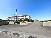 新潟市立巻西中学校まで2529m