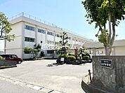 新潟市立木戸中学校まで213m