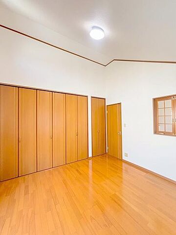 室内 東大阪市楠根3丁目