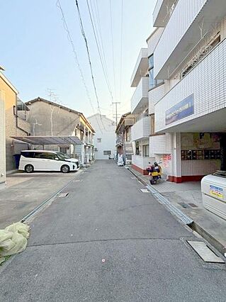 【前面道路】東...