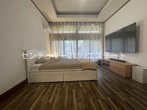 寝室を拡大表示