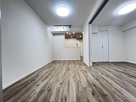 縦型LDKで広く、ゆったりお過ごしできます。