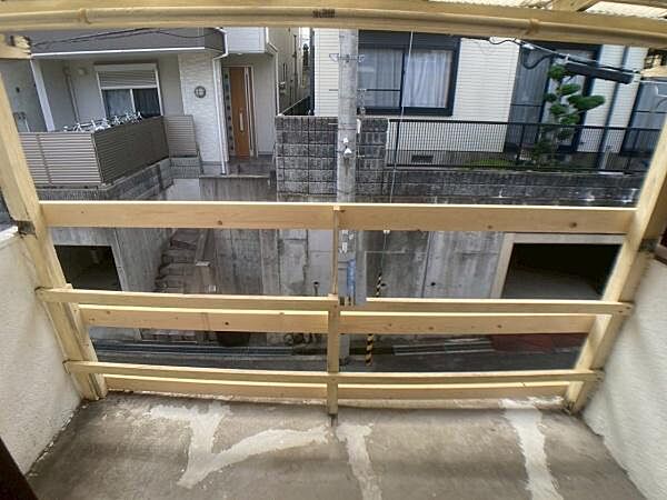 バルコニーを拡大表示