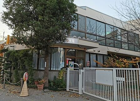 植竹幼稚園まで378m