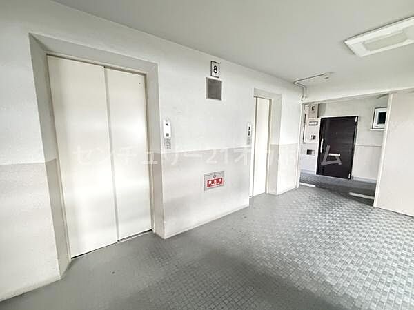 エントランスを拡大表示