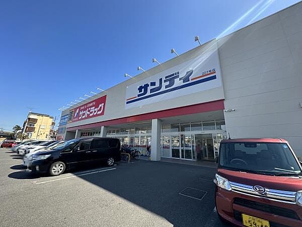 周辺を拡大表示