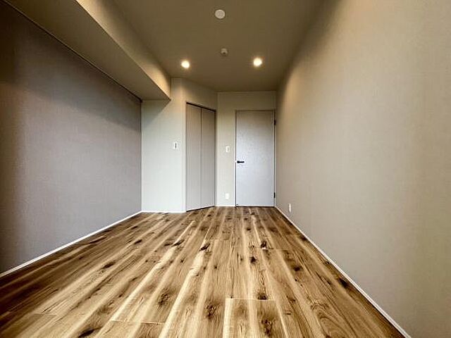 室内 リーデンスタワー 18階/-