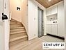 玄関：広々とした玄関で来客を受け入れます！