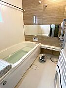 浴室は一日の疲れを癒す大切な空間　ご家族の入浴時間が合わなくても便利な追い炊き機能付きで安心です
