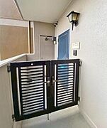 アルコープ付きなので玄関前はプライベート空間として使用できます