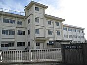 幸田町立幸田小学校まで405m
