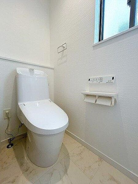 トイレを拡大表示