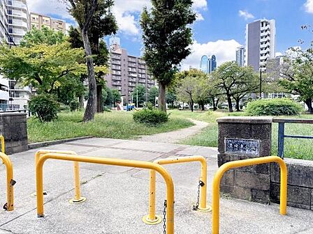 豊崎東公園まで90m
