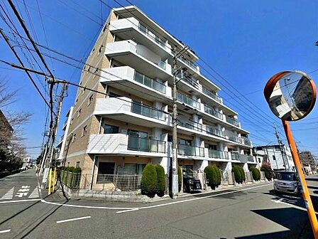 【外観】平成18年8月築 鉄筋コンクリート造 6階建(2階部分)