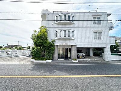 外観：【外観】1996年2月築　鉄筋コンクリート造　5階建（3階部分）