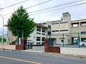 豊橋市立中部中学校まで548m、豊橋市立中部中学校