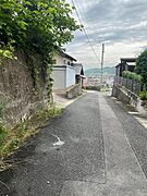 西側公道約4ｍ