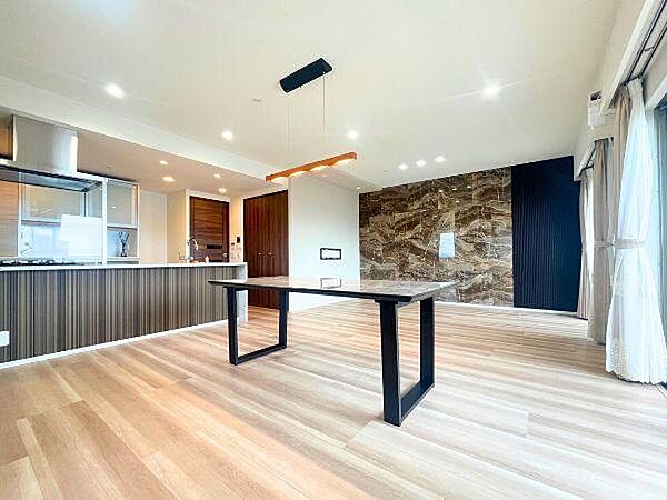 リビング/ダイニング