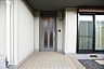 玄関：玄関アプローチ
