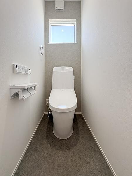 トイレを拡大表示