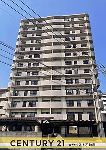 外観：バルコニーが広々と設計されており開放感があります。高層階までしっかりとした構造で建てられています。