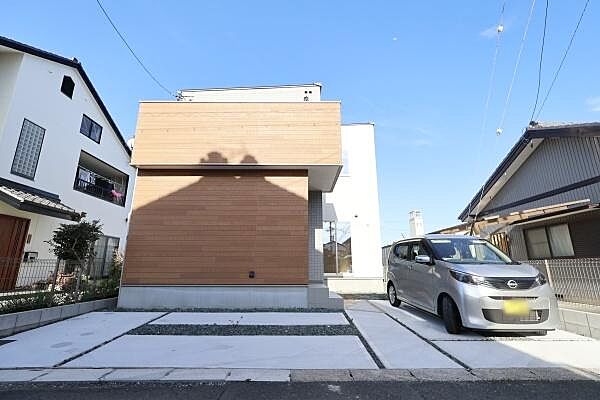 リビング/ダイニング 安心の長期優良住宅   オプション設備充実のコスパ住宅