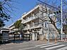 周辺：千葉市立山王小学校まで879m