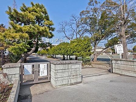 千葉市立鶴沢小学校まで1563m