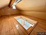 収納：小屋浦収納付き！普段使わないような季節もののインテリアの収納にも対応！生活感を抑えてくれますね！