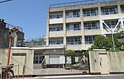 東大阪市立上四条小学校まで398m
