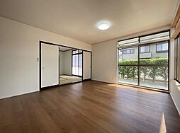 JR東海道本線 六合駅 バス11分 井口下車 徒歩15分 4LDKのリビング/ダイニング