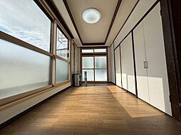 居間