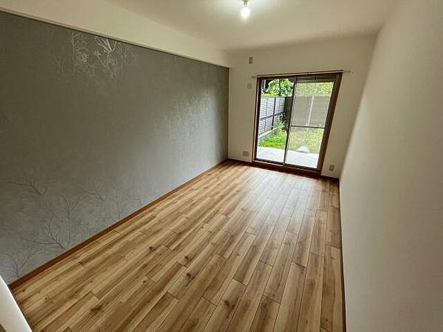 室内 ユニハイム草津キララ・スクエア 1階/-