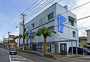 さがみ信用金庫鴨宮支店まで1406m