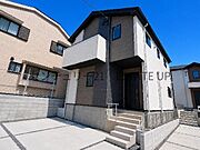 【外観】モダンな外観でデザインあるオシャレな外観です♪