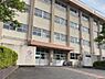 周辺：鹿児島市立清和小学校まで1833m、校訓「かしこく・うるわしく・たくましく」のもと、自然豊かな環境で、主体的に学び心身を育む学校です。